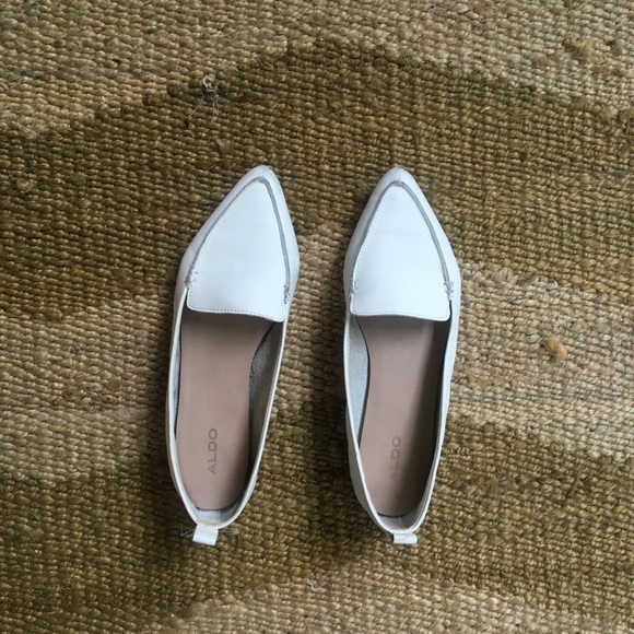 white pointed toe loafers
